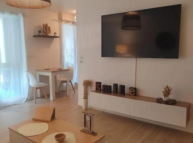 T2 Balneotherapie, Jardin, Parking, Tram, Boulodrome Apartament *