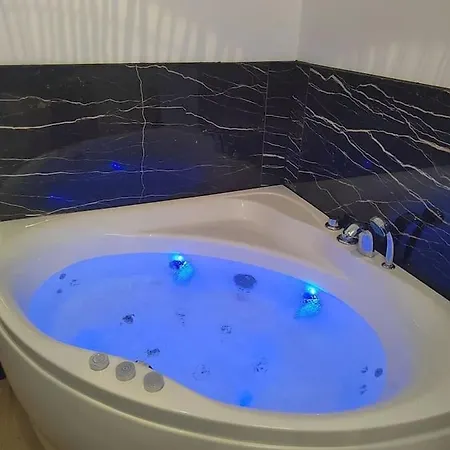 T2 Balneotherapie, Jardin, Parking, Tram, Boulodrome Blagnac